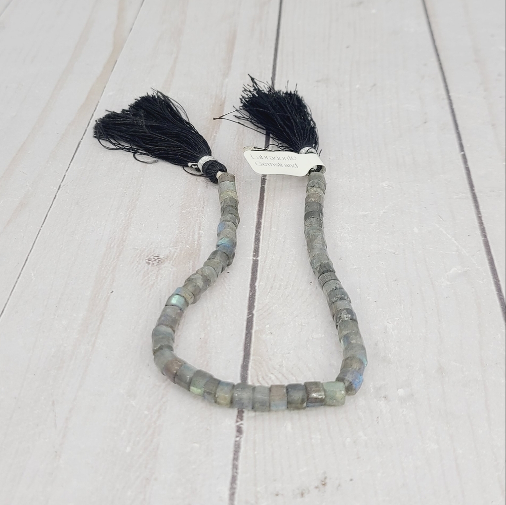 Labradorite Bead Strand - Picture 4 of 11